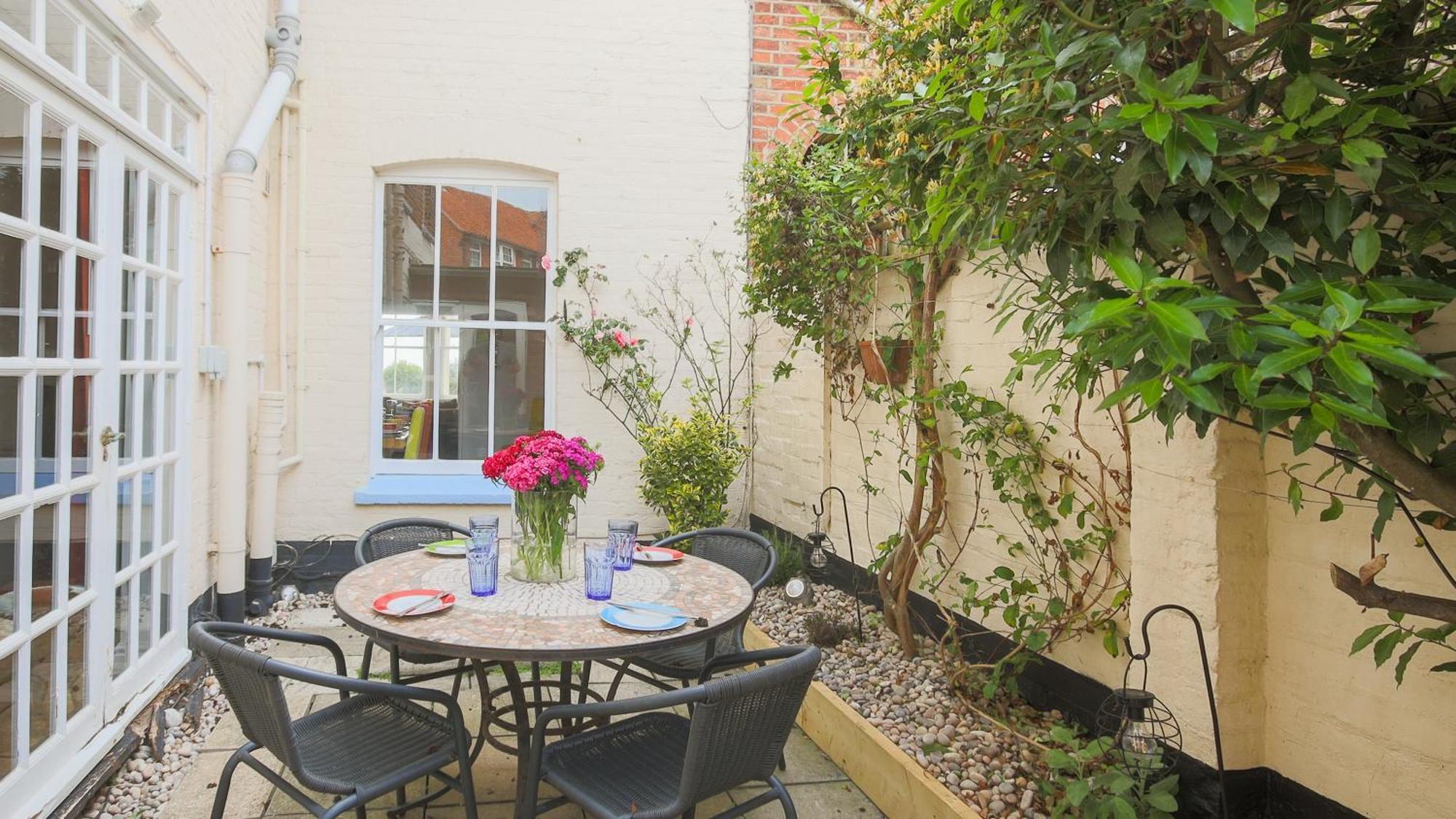Northcliffe, Southwold Seafront Sleeps 14 Villa Екстериор снимка